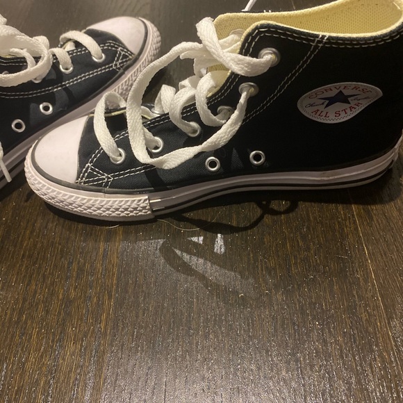 Black high top converse - Picture 4 of 5